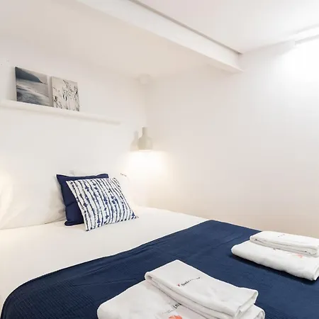 Arroios Urban Escape With Mezzanine Апартаменты *