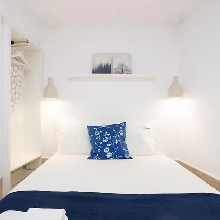 Апартаменты Arroios Urban Escape With Mezzanine *