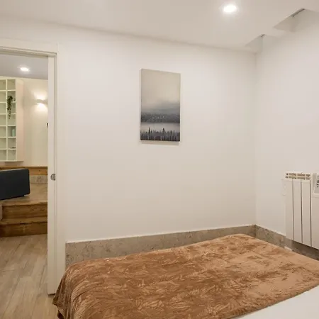 Arroios Urban Escape With Mezzanine Lisbona